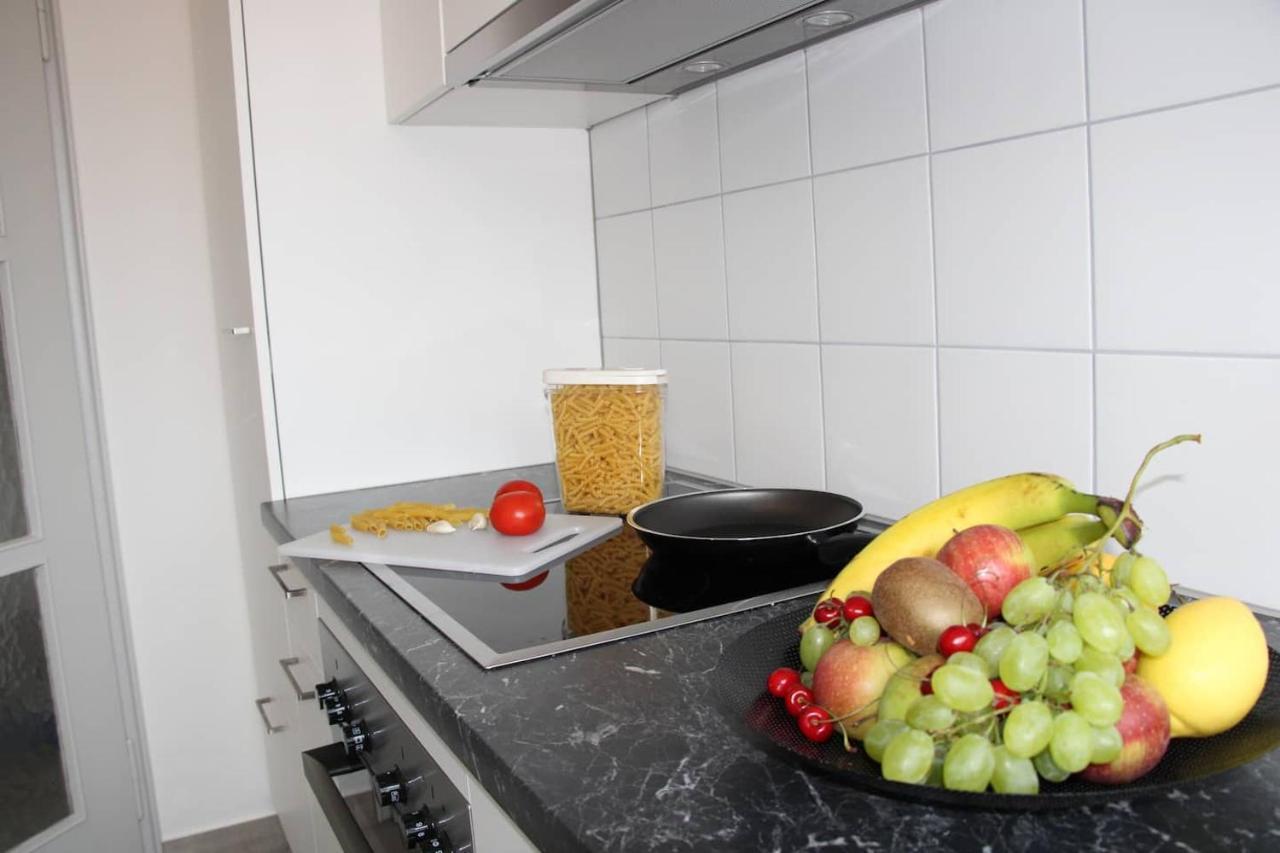 New & Modern Apartment With Beautiful Lake View! Lugano Extérieur photo